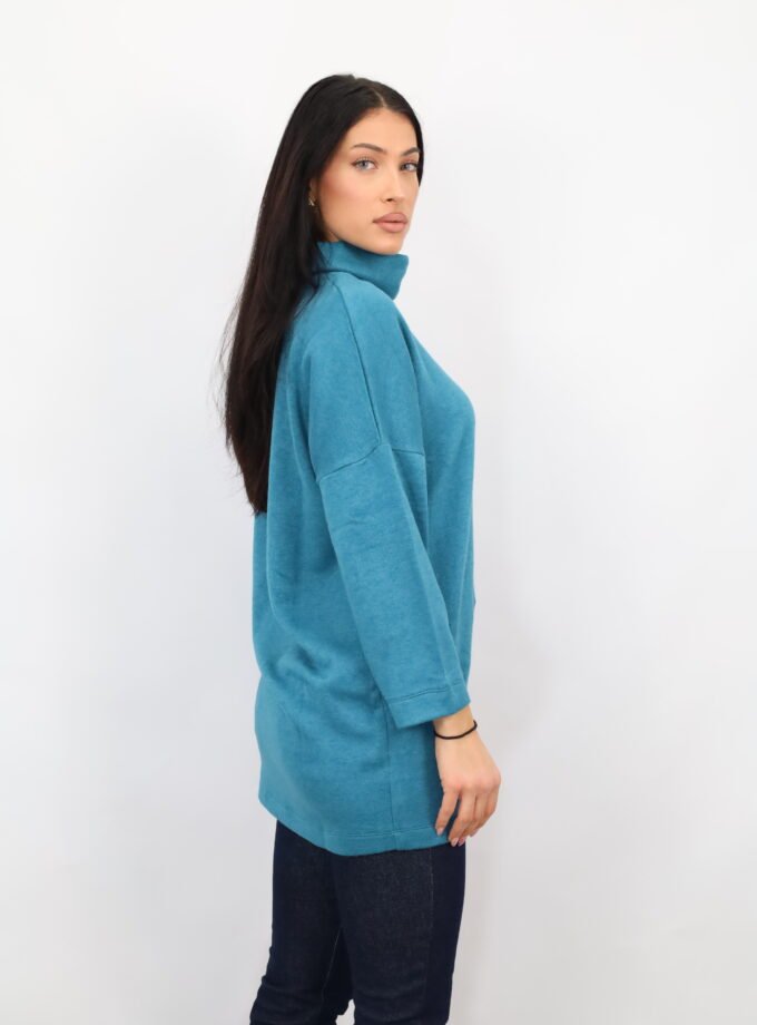 ΜΠΛΟΥΖΑ ΜΑΚΡΥΑ